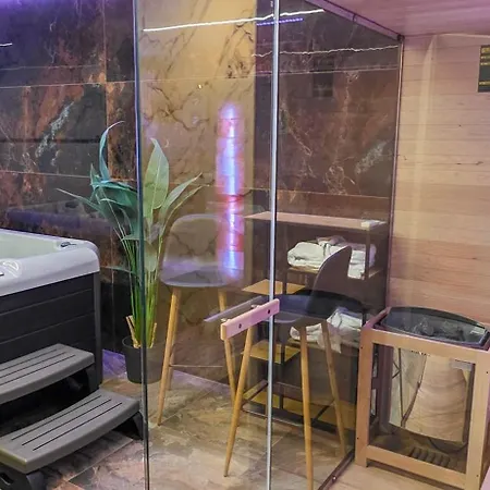 Apartmanica 1a, Finnish Sauna, Jacuzzi, Garage, * دونوفالي