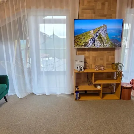 Apartmanica 1a, Finnish Sauna, Jacuzzi, Garage, دونوفالي