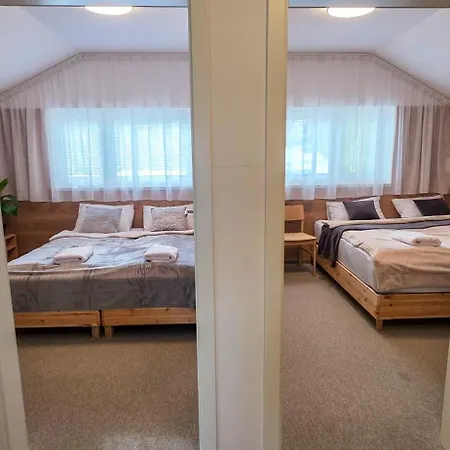 Apartmanica 1a, Finnish Sauna, Jacuzzi, Garage, * 도노발리